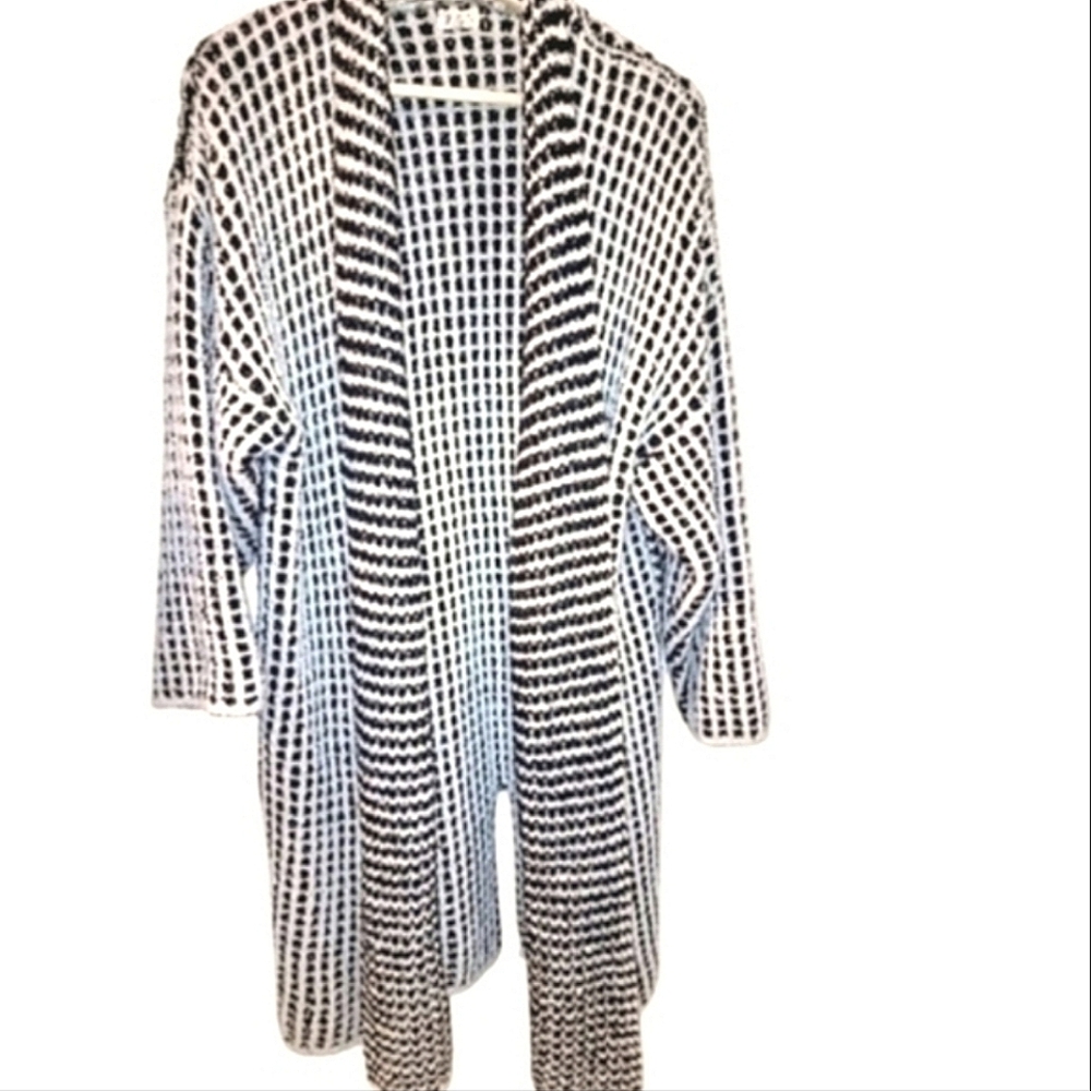 POL Monochrome Grid Pattern Cardigan